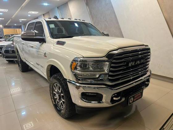 RAM 3500 6.7 I6 TURBO DIESEL LIMITED LONGHORN CD 4X4 AUTOMÁTICO RAM 3500 6.7 I6 TURBO DIESEL LIMITED LONGHORN CD 4X4 AUTOMÁTICO